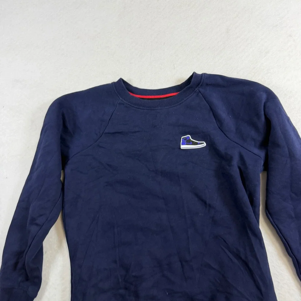 Jordan Mens Navy Blue Fleece Raglan Crewneck Sweatshirt Sneaker Patch Medium
